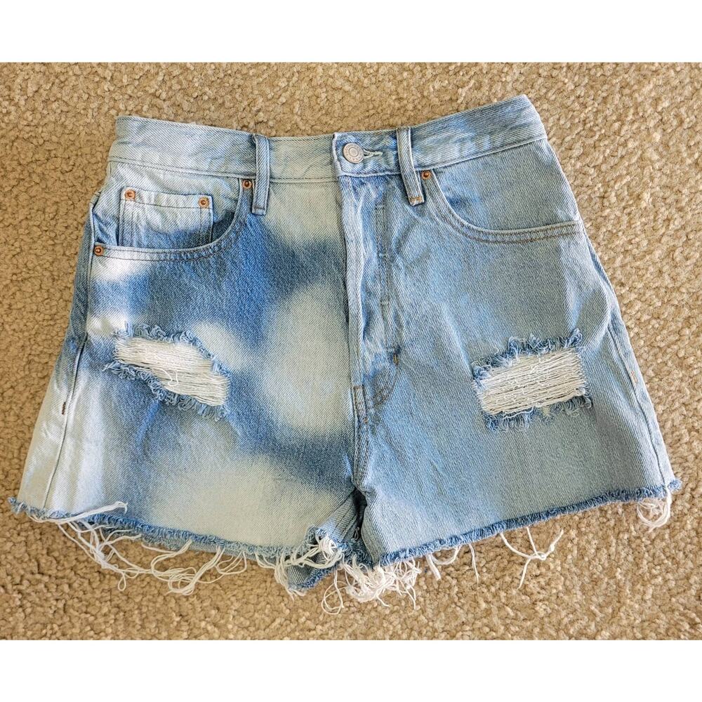Pacsun Women's Distressed Button Fly Ultra High Rise Vintage Short. Size 26
